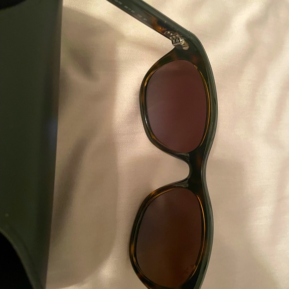 Ray-Bans - Picture 4 of 7